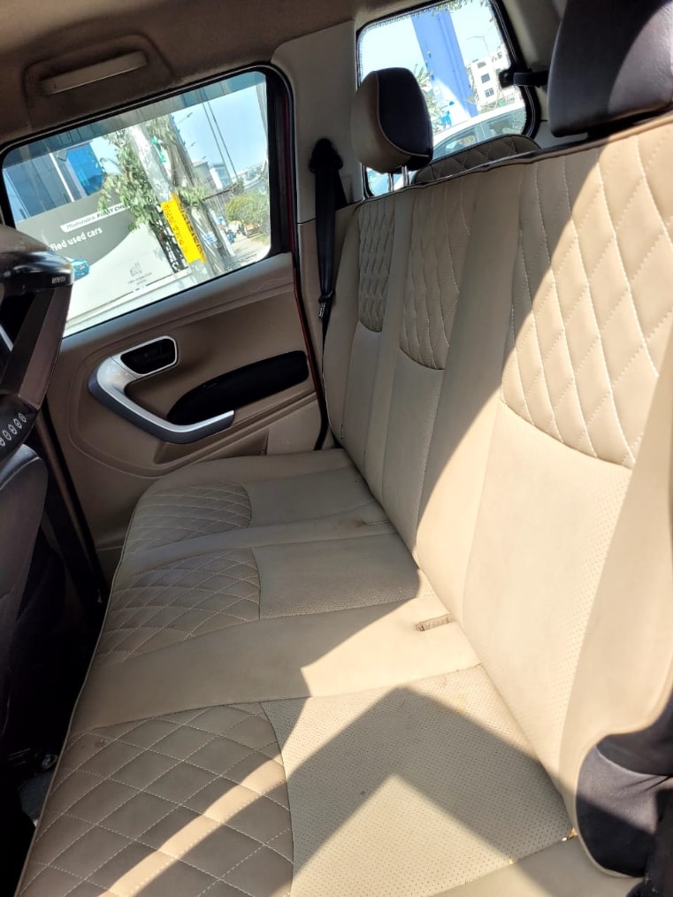 Used 2018 Mahindra TUV300 Used 2018 Mahindra TUV300