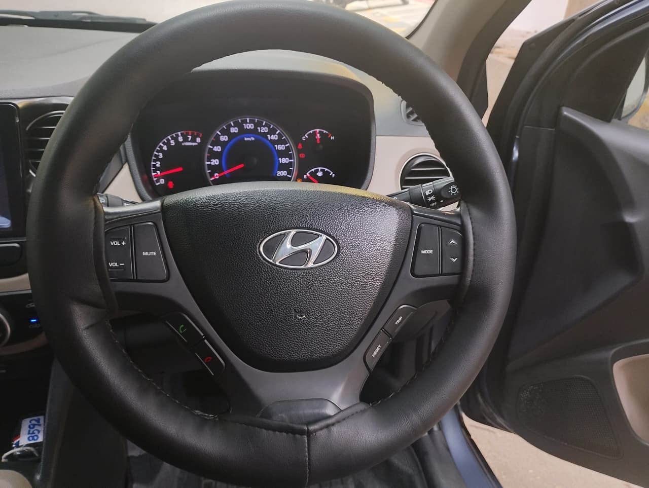 Grand i10 image 13 Grand i10 image 13