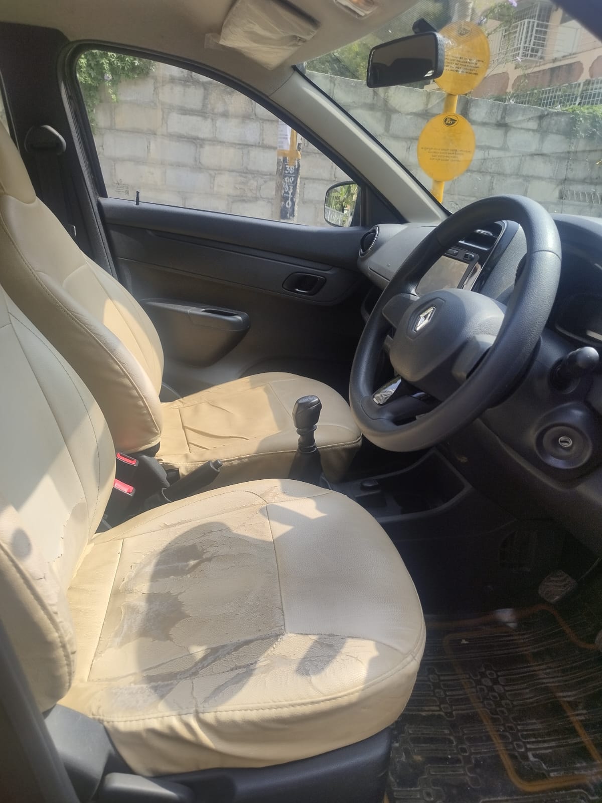 Kwid image 16 Kwid image 16