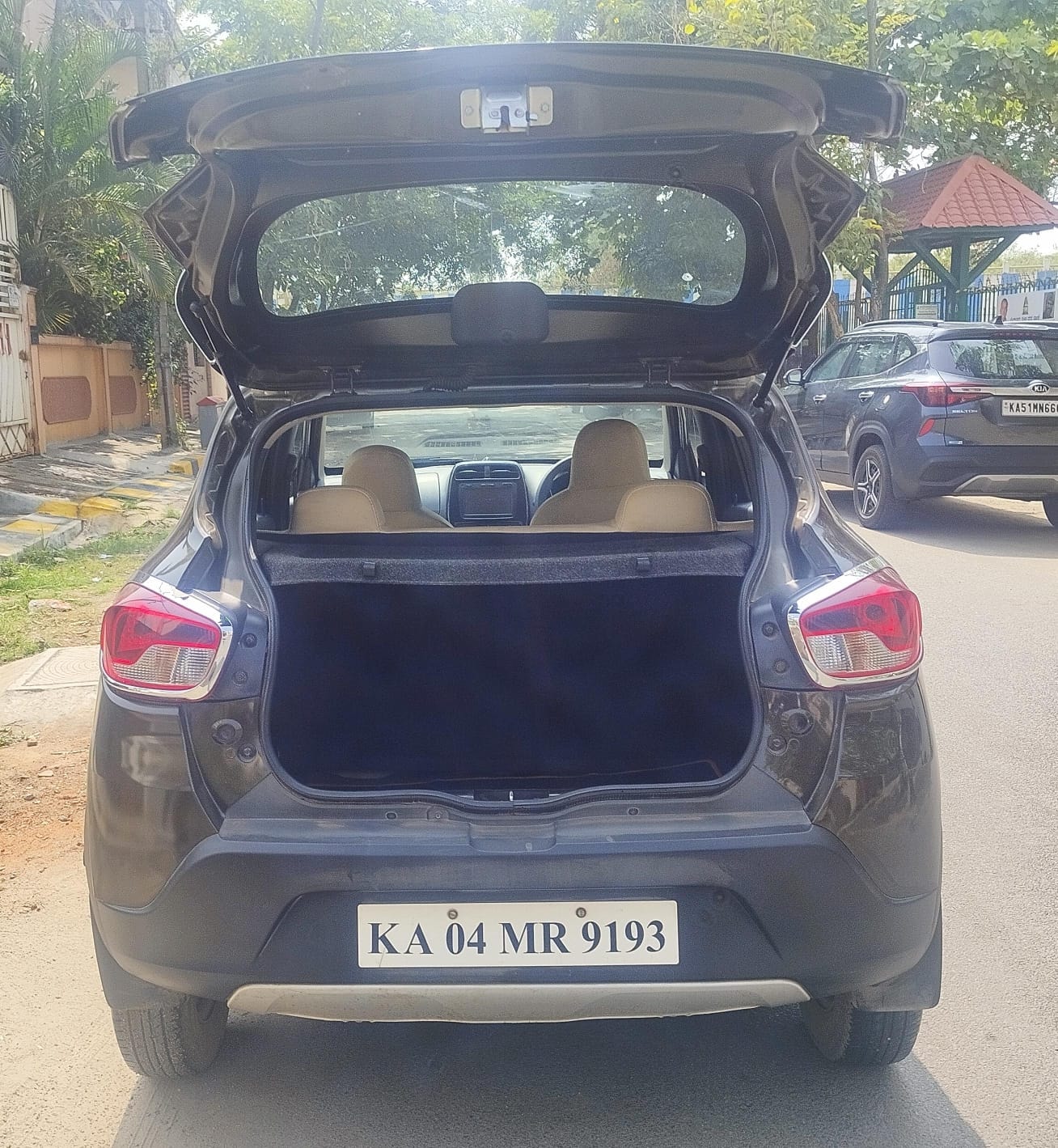 Kwid image 10 Kwid image 10