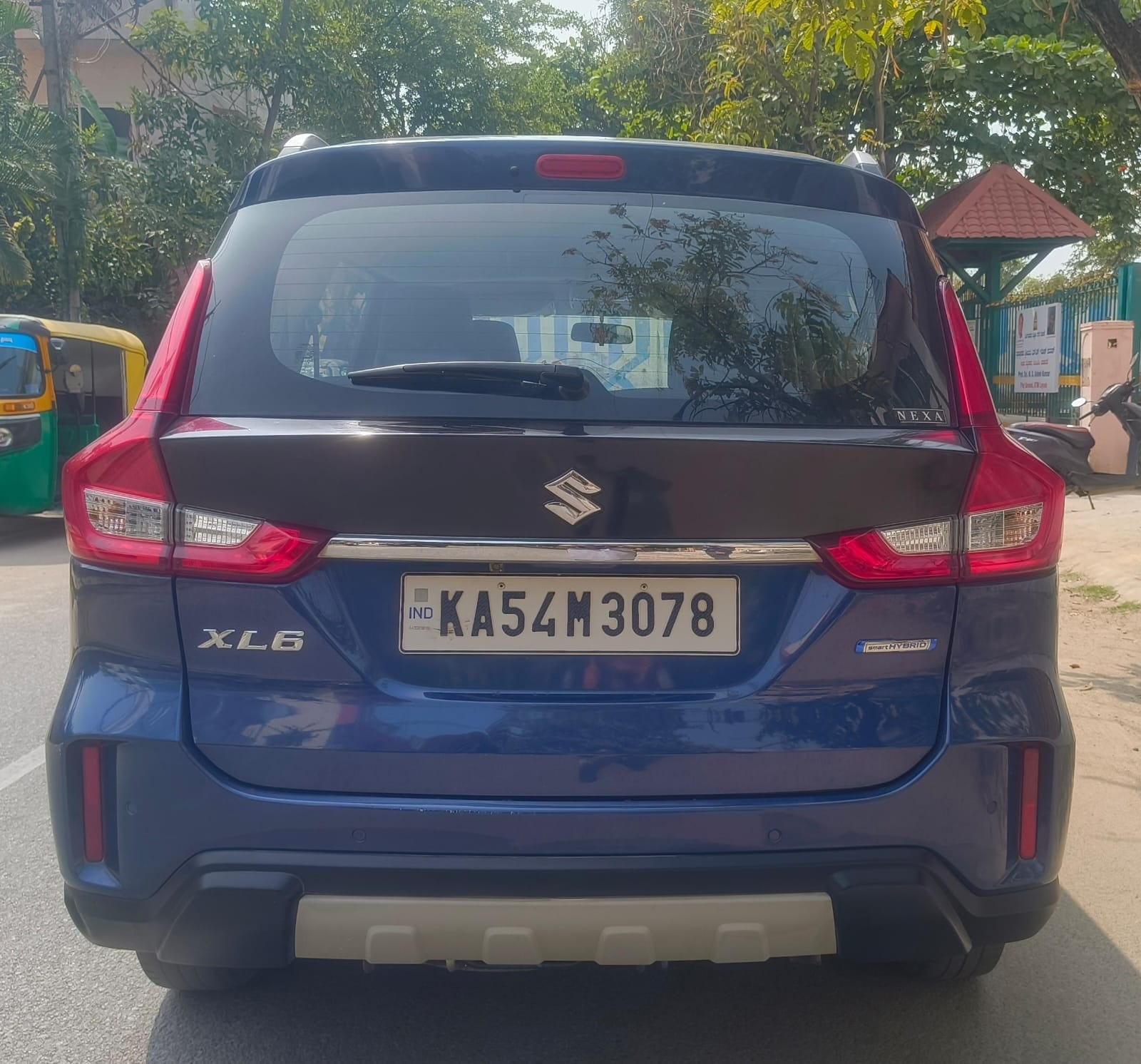 XL6 image 4 XL6 image 4