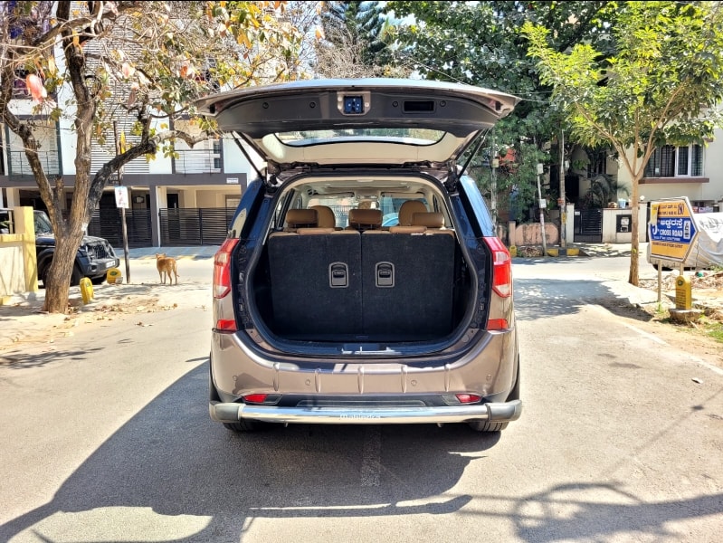 Used 2019 Mahindra XUV500 Used 2019 Mahindra XUV500