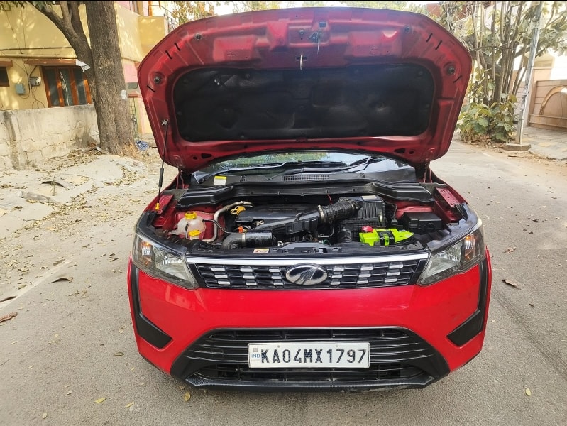 Used 2019 Mahindra XUV300 Used 2019 Mahindra XUV300