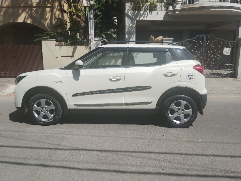 XUV300 image 2 XUV300 image 2