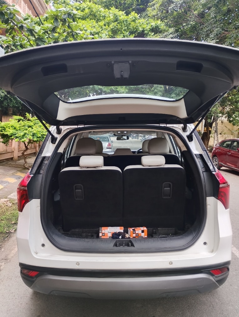 XUV700 image 10 XUV700 image 10