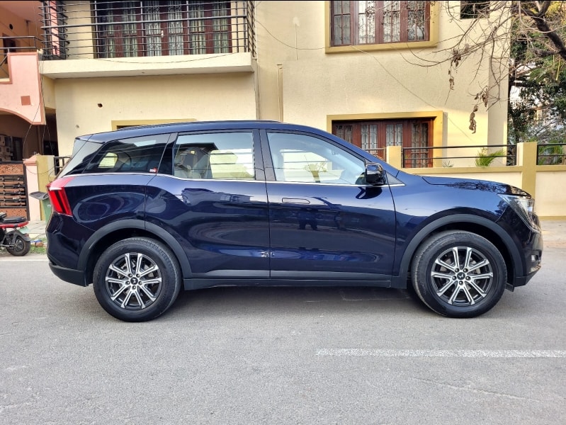 XUV700 image 6 XUV700 image 6