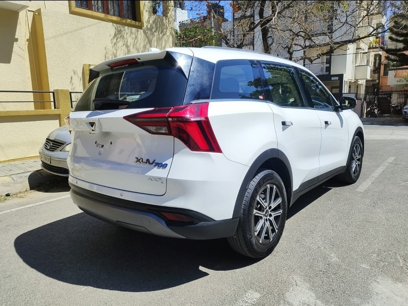 XUV700 image 3 XUV700 image 3