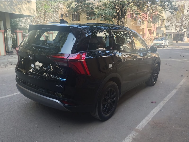 XUV700 image 5 XUV700 image 5