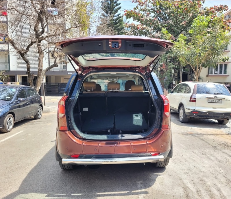 Used 2018 Mahindra XUV500 Used 2018 Mahindra XUV500