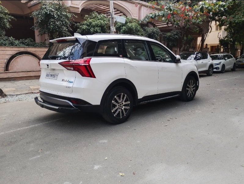 XUV700 image 3 XUV700 image 3