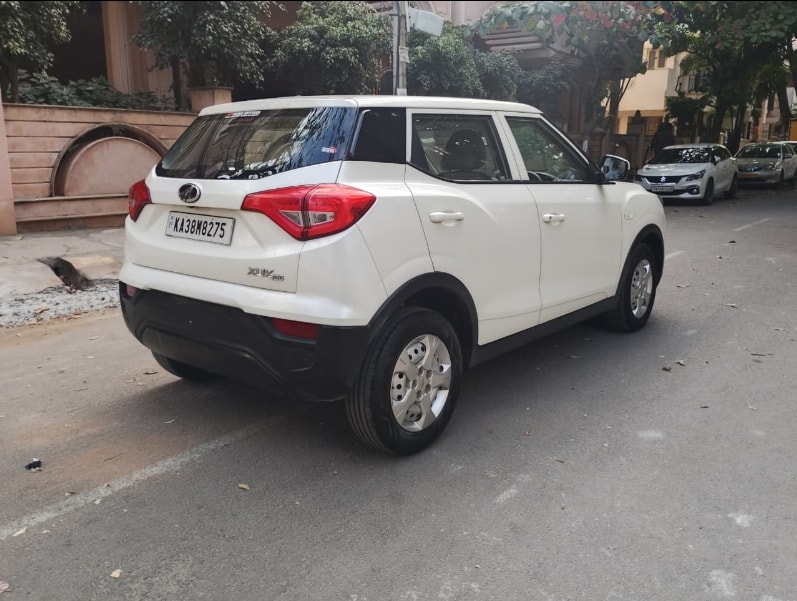 XUV300 image 3 XUV300 image 3