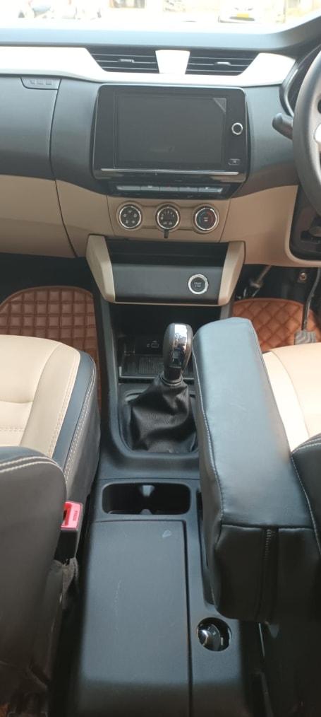 XUV300 image 16 XUV300 image 16