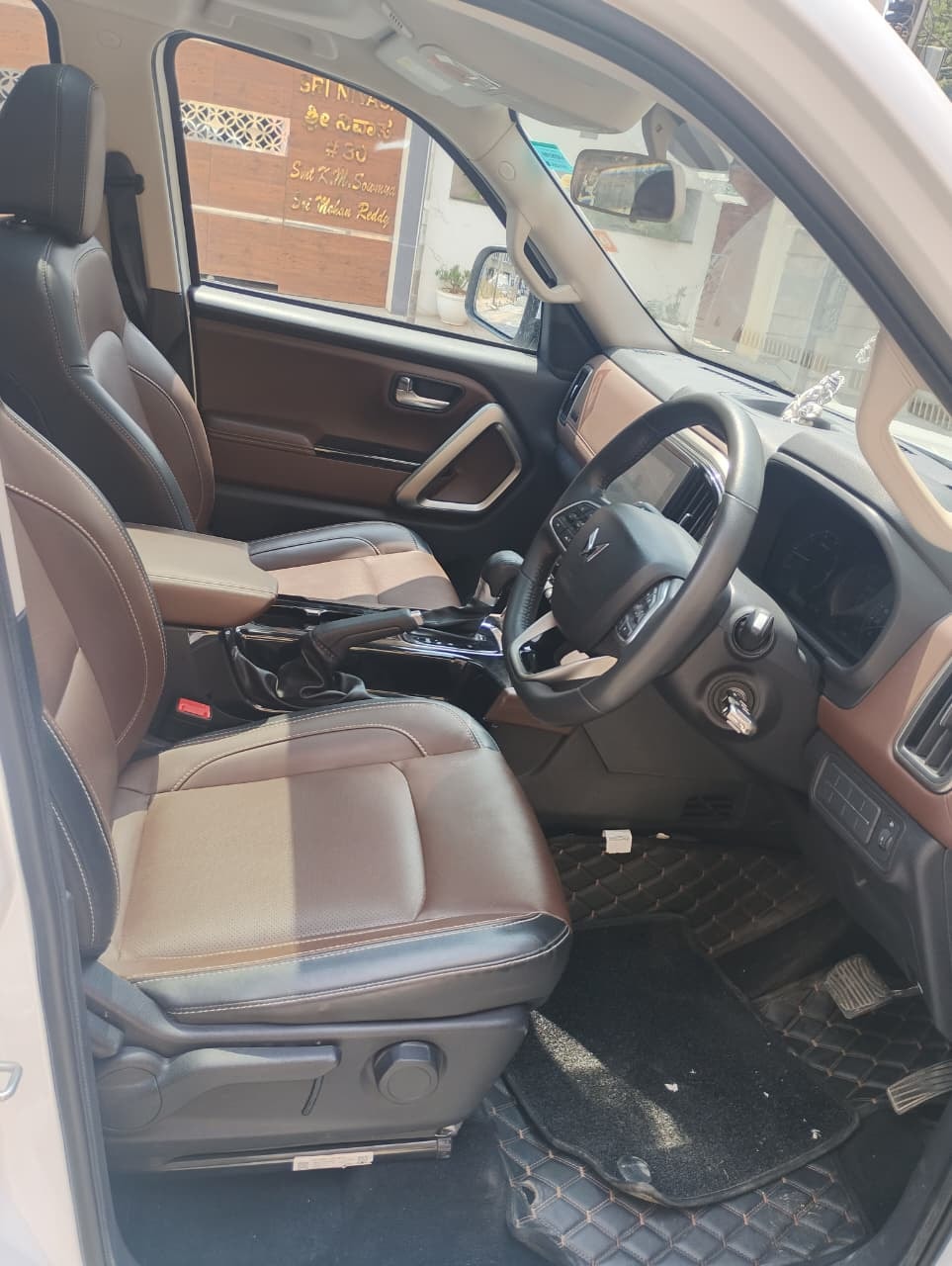 Scorpio-N image 16 Scorpio-N image 16