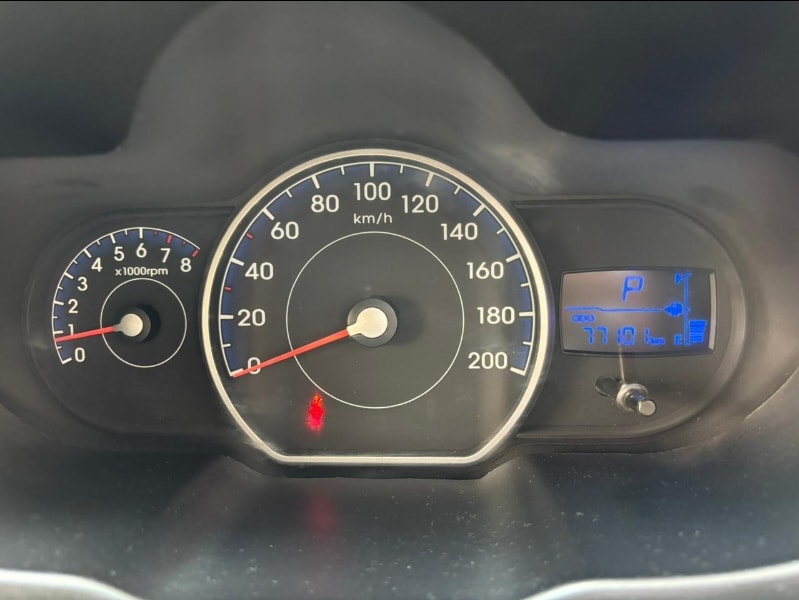 i10 image 11 i10 image 11