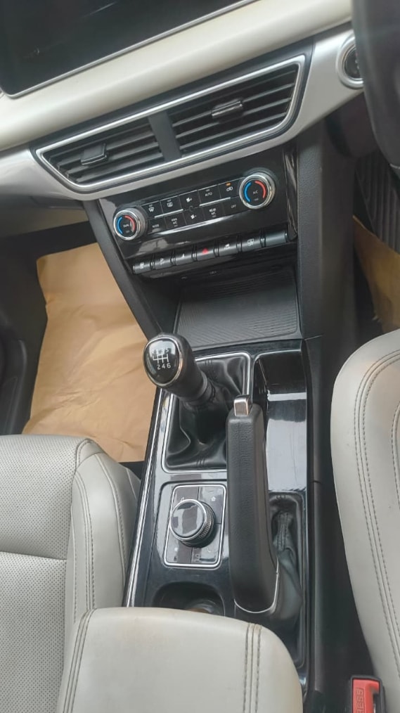 Used 2023 Mahindra XUV700 Used 2023 Mahindra XUV700