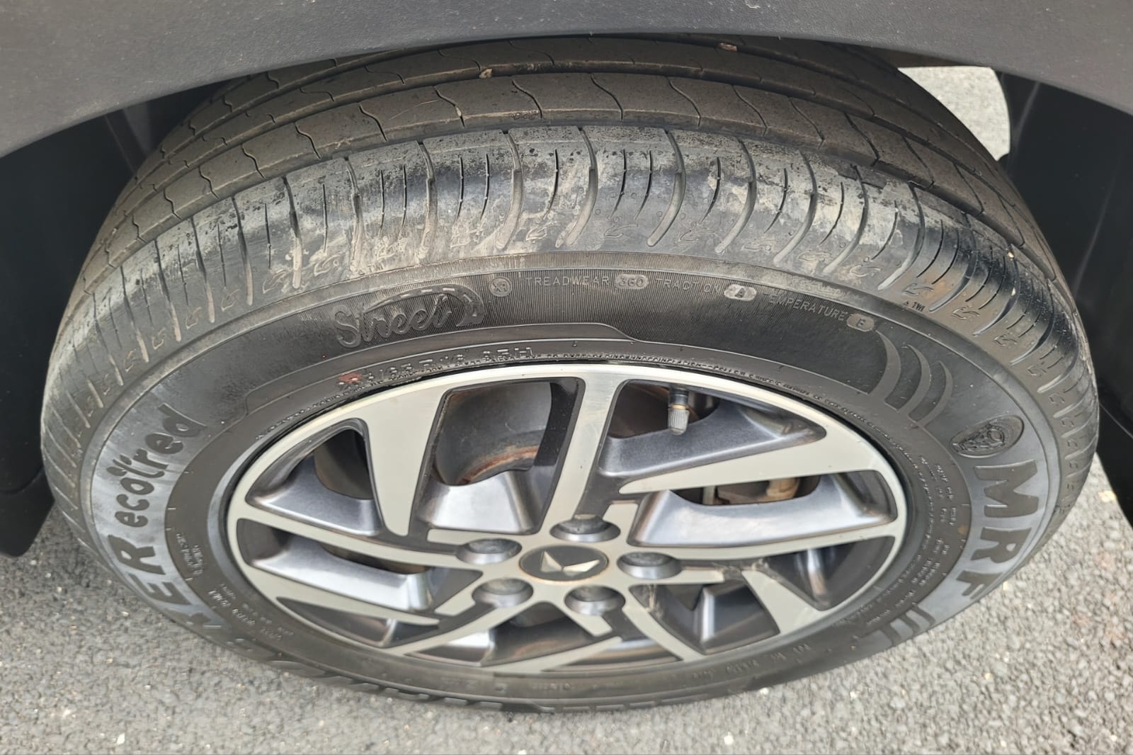 Used 2023 Mahindra XUV300 Used 2023 Mahindra XUV300