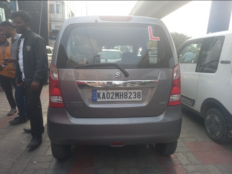 Used 2013 Maruti Suzuki Wagon R Used 2013 Maruti Suzuki Wagon R