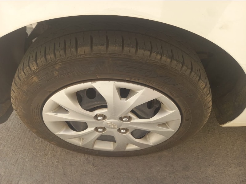 i10 image 9 i10 image 9