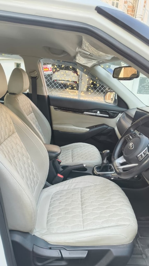 Seltos image 14 Seltos image 14