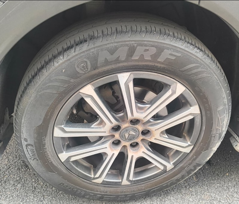 Used 2021 Mahindra XUV700 Used 2021 Mahindra XUV700