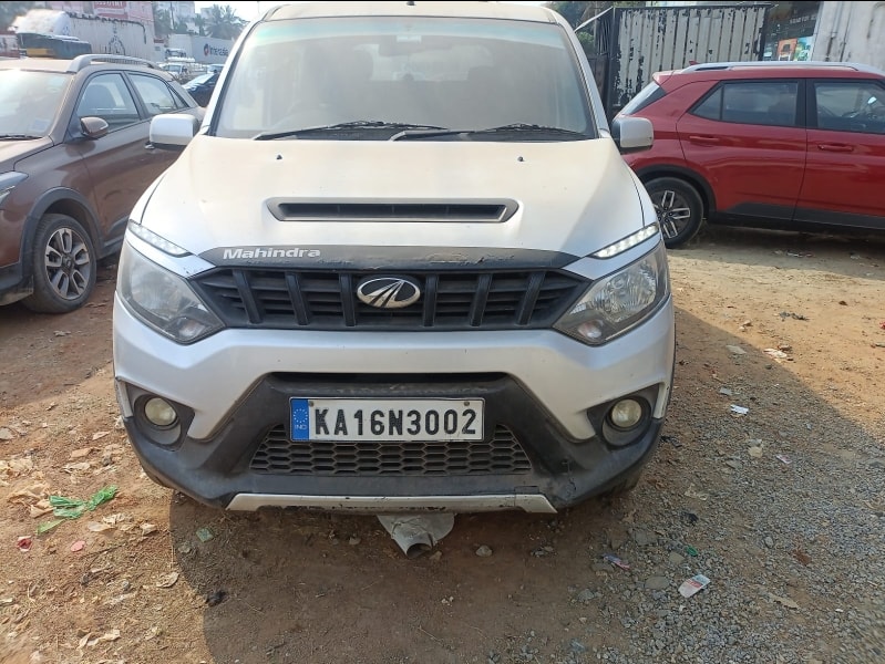 Used 2016 Mahindra NuvoSport Used 2016 Mahindra NuvoSport