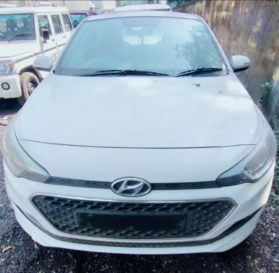 2015 Hyundai i20 [2008-2014] 1.2 Sportz Petrol Option Pack