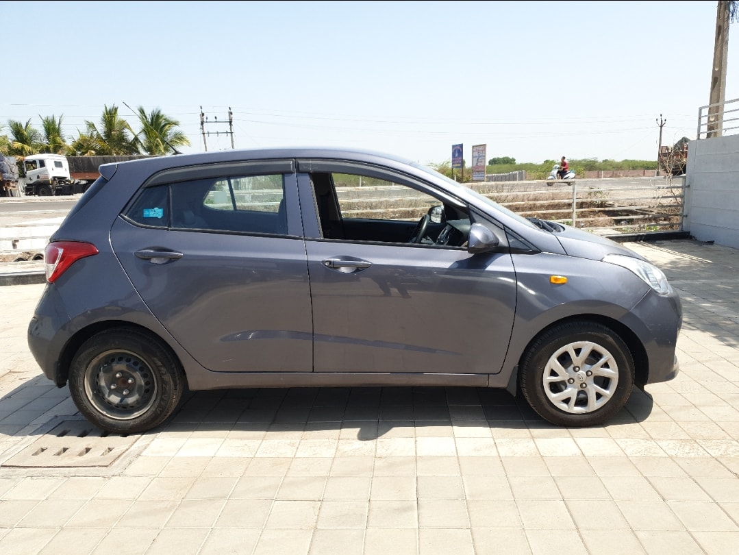 Used 2018 Hyundai Grand i10 Used 2018 Hyundai Grand i10