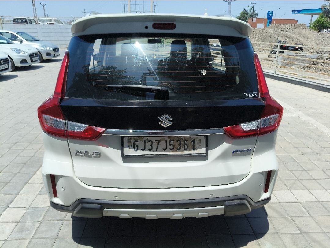 XL6 image 4 XL6 image 4