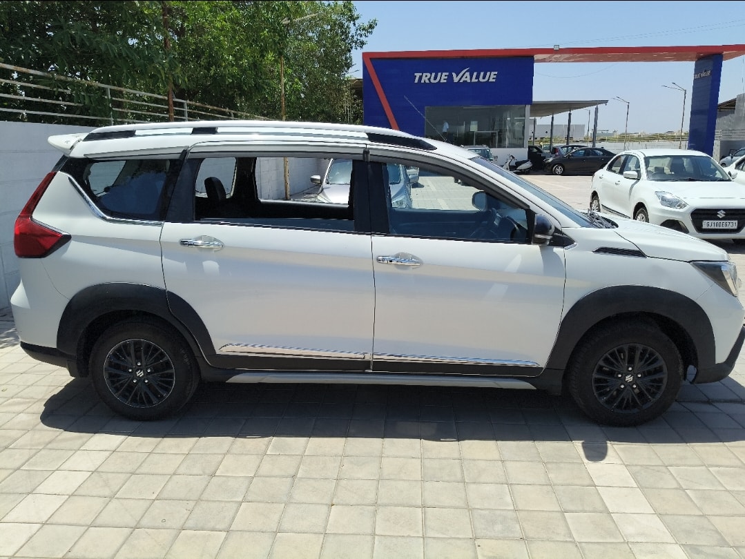 XL6 image 6 XL6 image 6