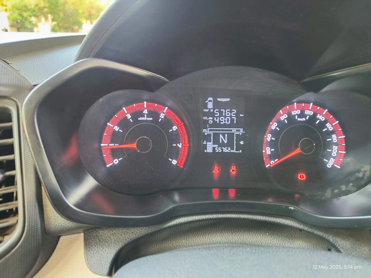 XUV300 image 4 XUV300 image 4