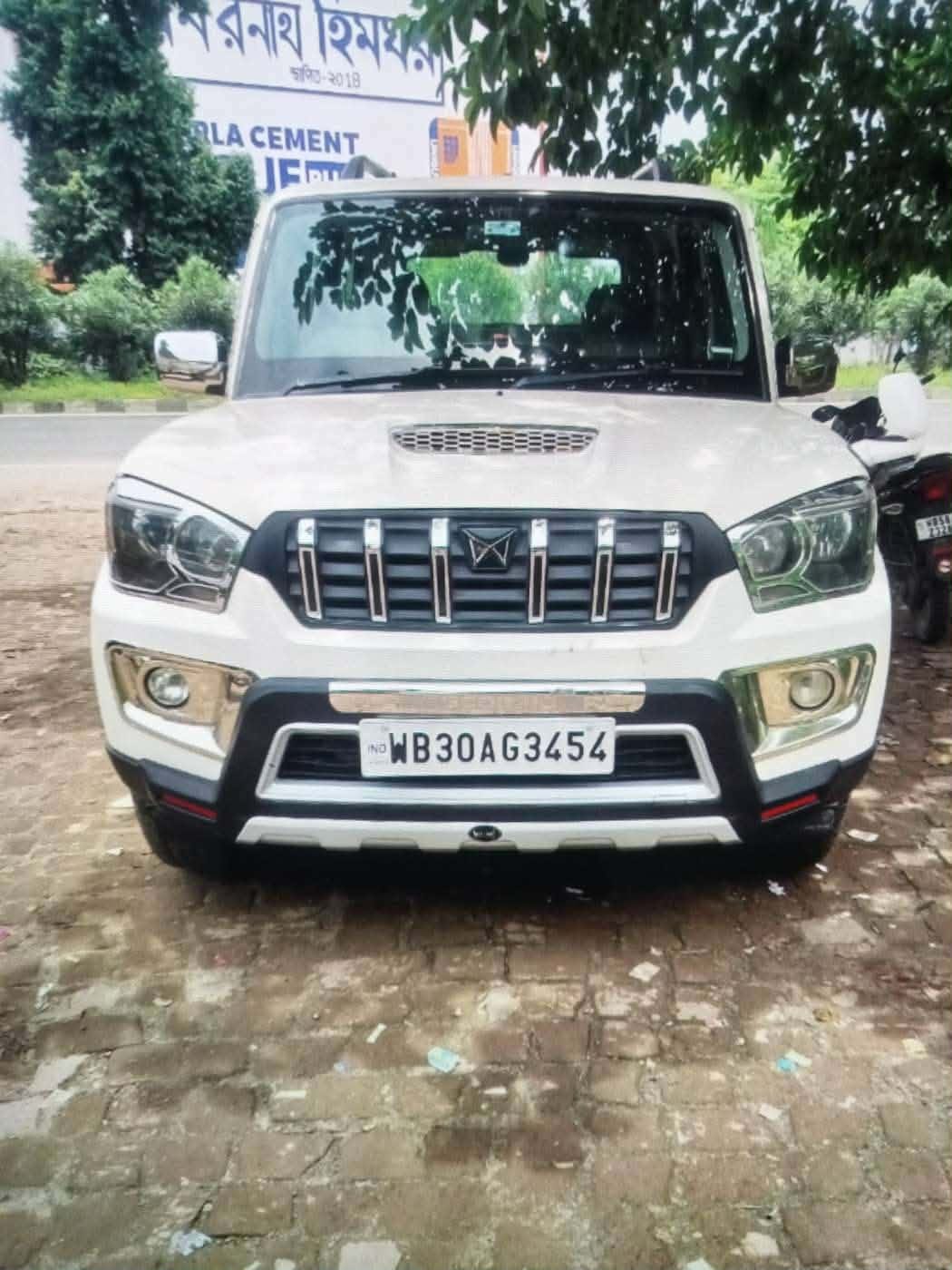 Scorpio image 4 Scorpio image 4