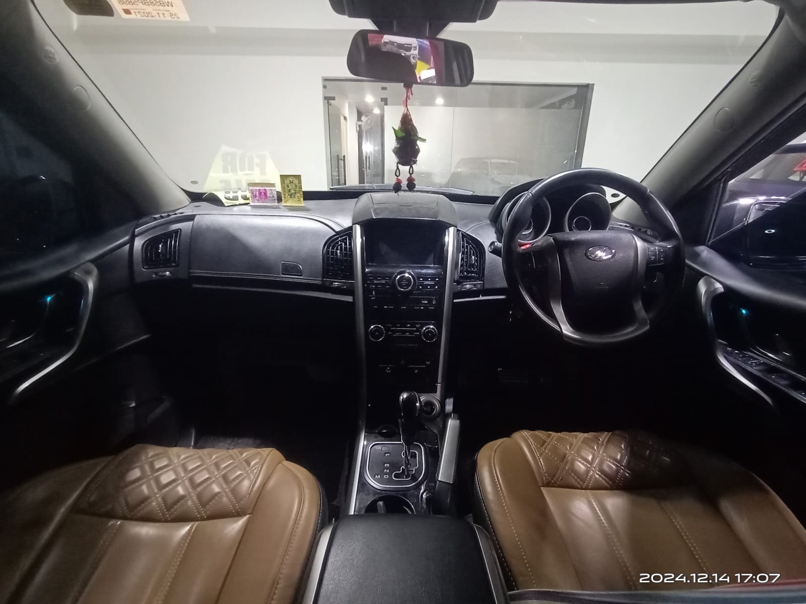 XUV500 image 12 XUV500 image 12