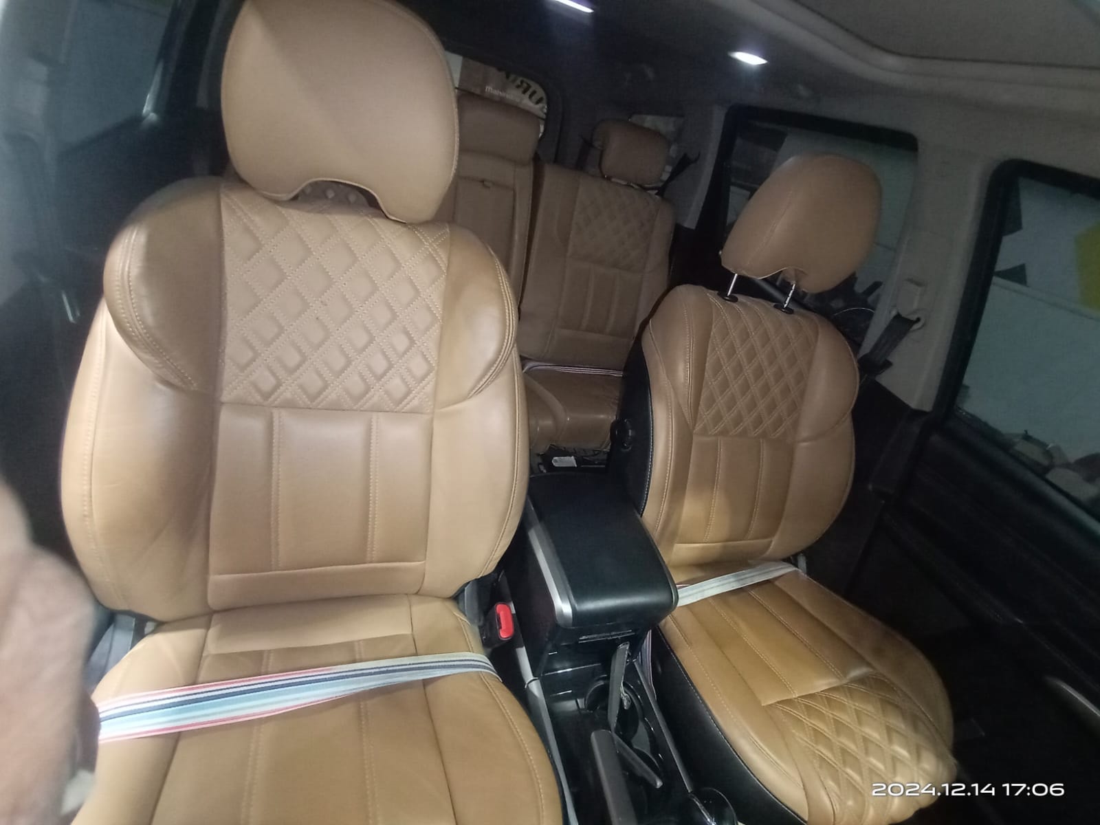 XUV500 image 16 XUV500 image 16