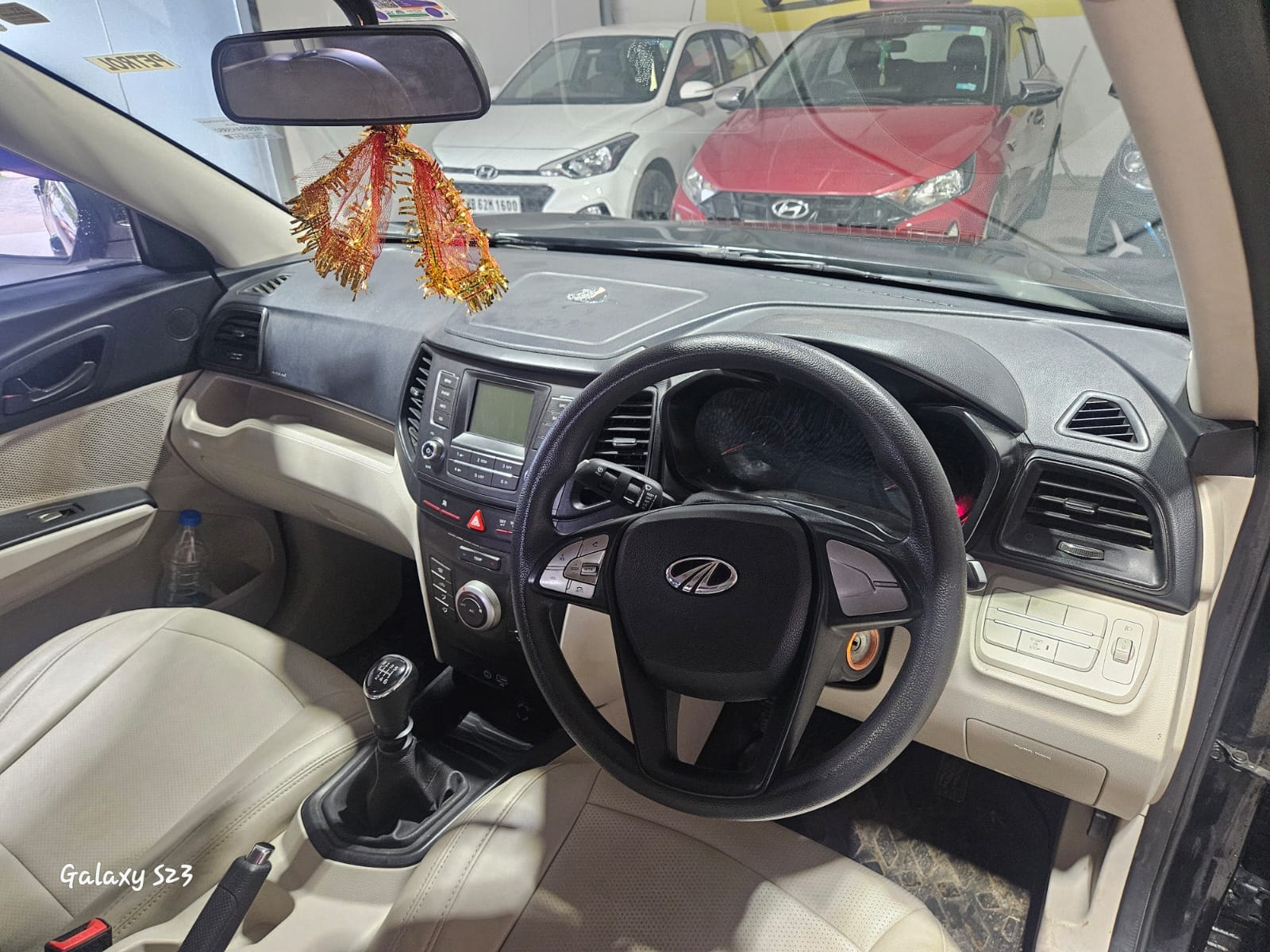 Used 2021 Mahindra XUV300 Used 2021 Mahindra XUV300