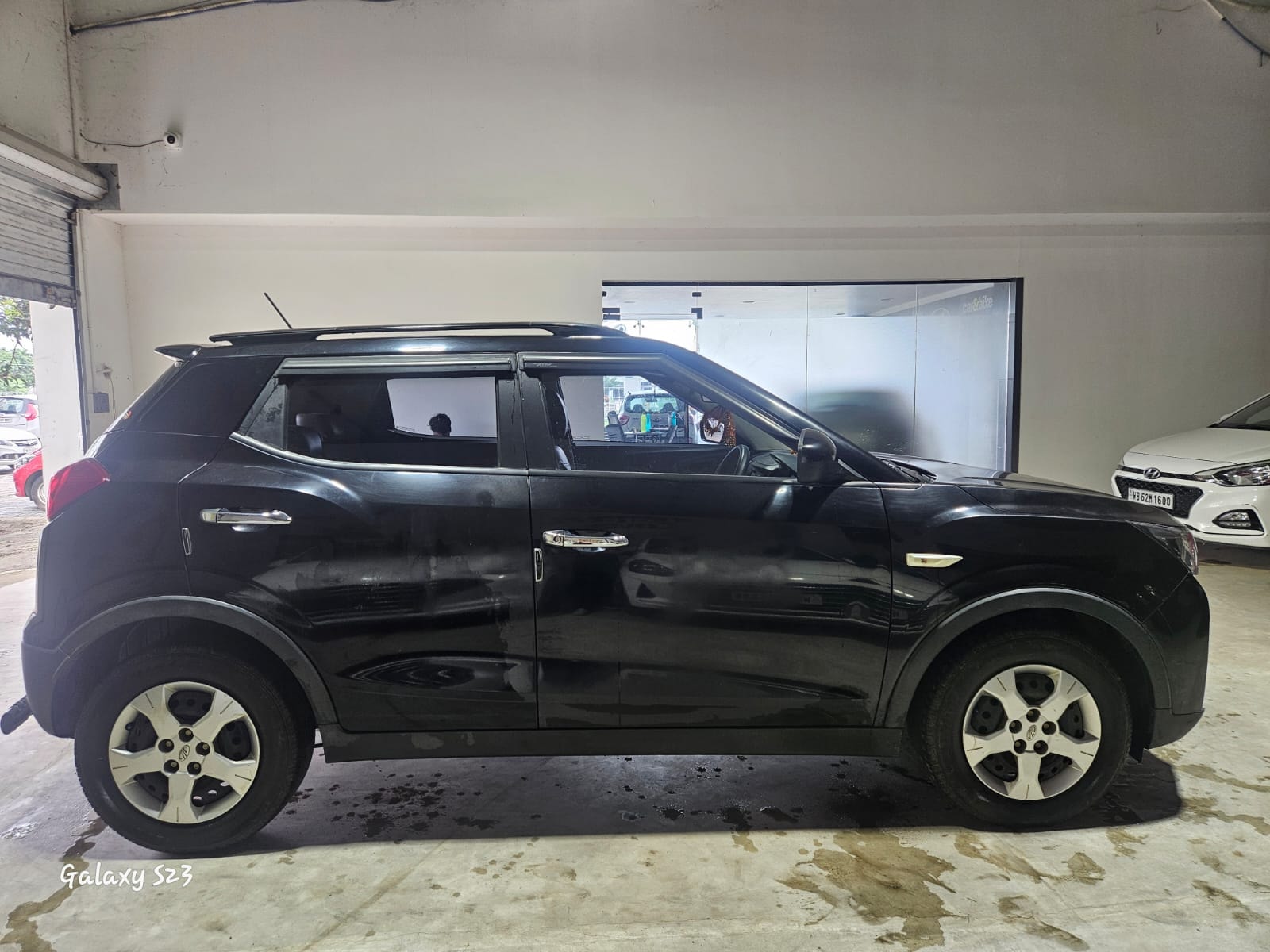 Used 2021 Mahindra XUV300 Used 2021 Mahindra XUV300