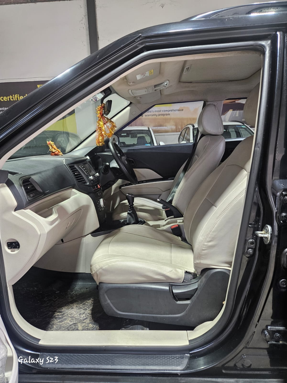 Used 2021 Mahindra XUV300 Used 2021 Mahindra XUV300