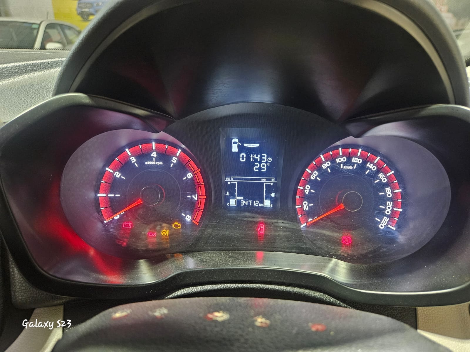 Used 2021 Mahindra XUV300 Used 2021 Mahindra XUV300