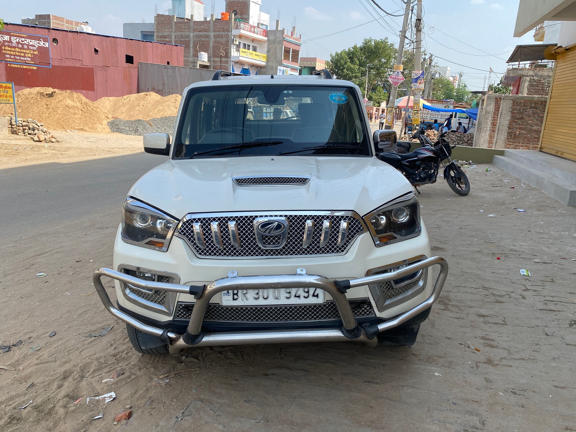 Scorpio image 4 Scorpio image 4