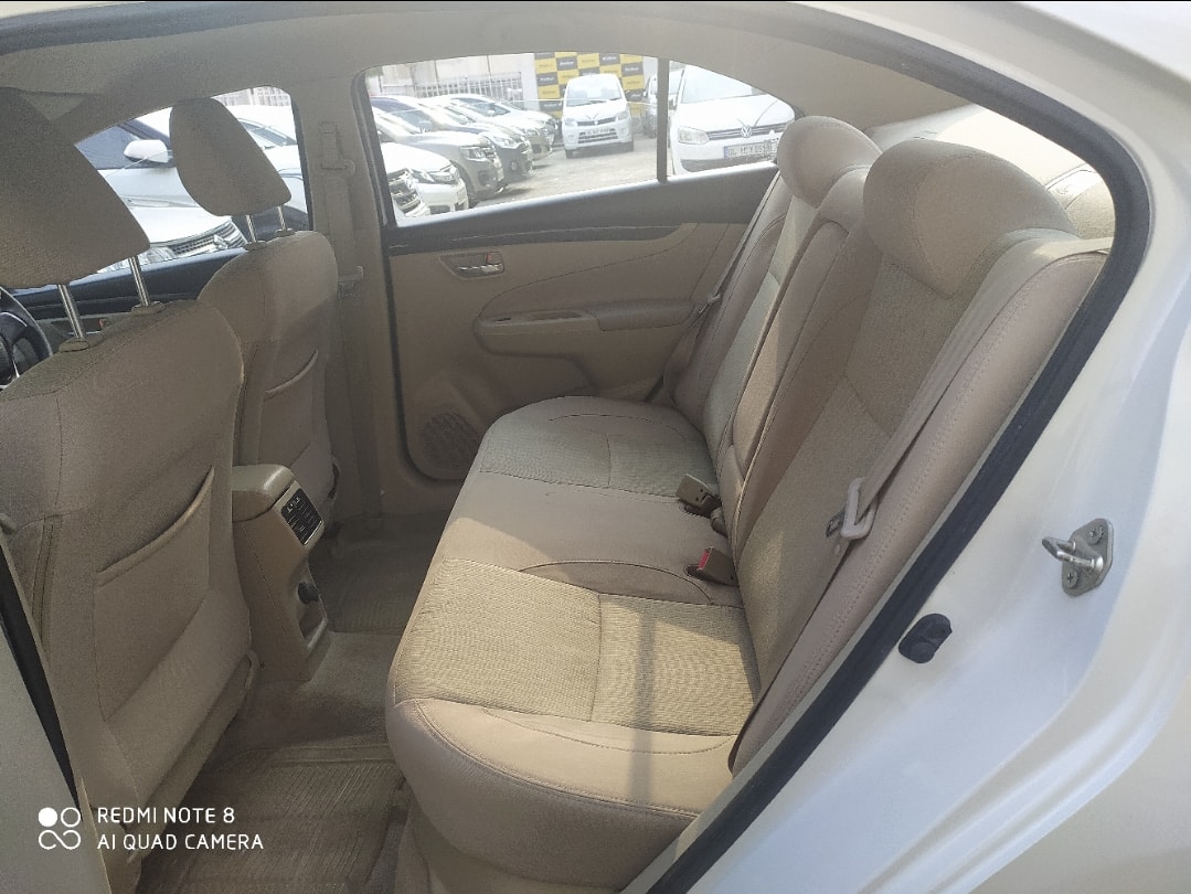 Ciaz image 2 Ciaz image 2