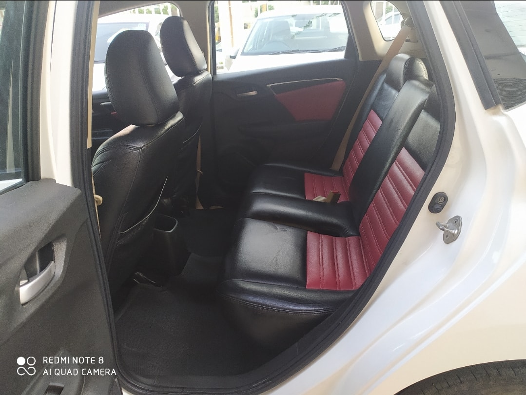 Jazz image 2 Jazz image 2