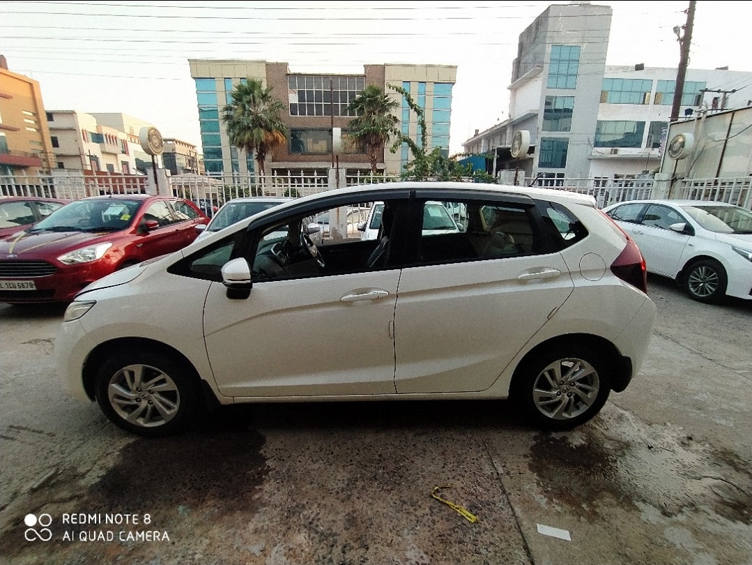 Jazz image 9 Jazz image 9