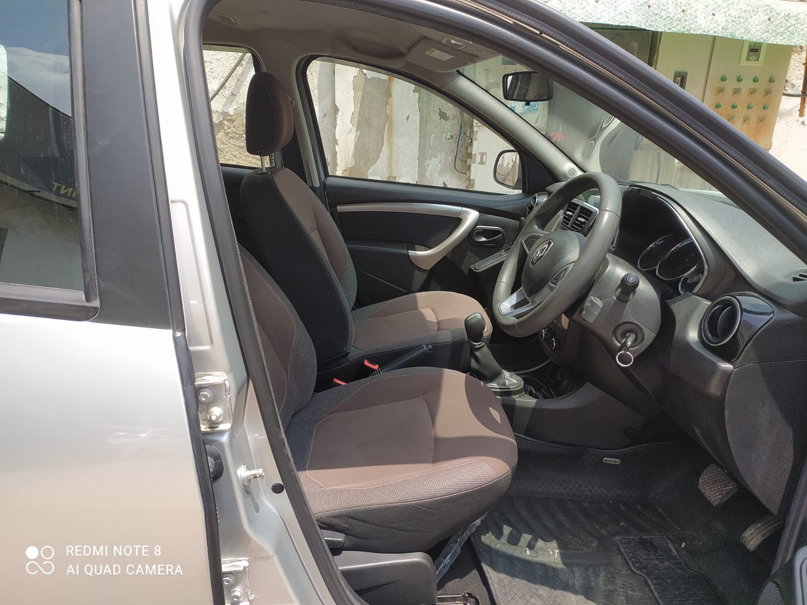 Duster image 14 Duster image 14