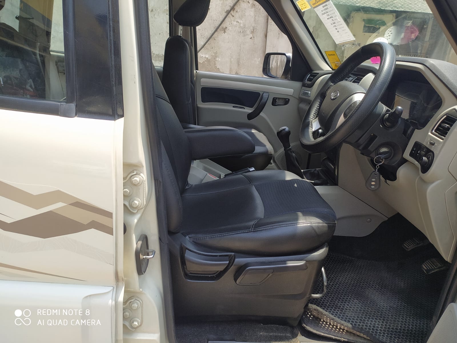 Scorpio image 16 Scorpio image 16