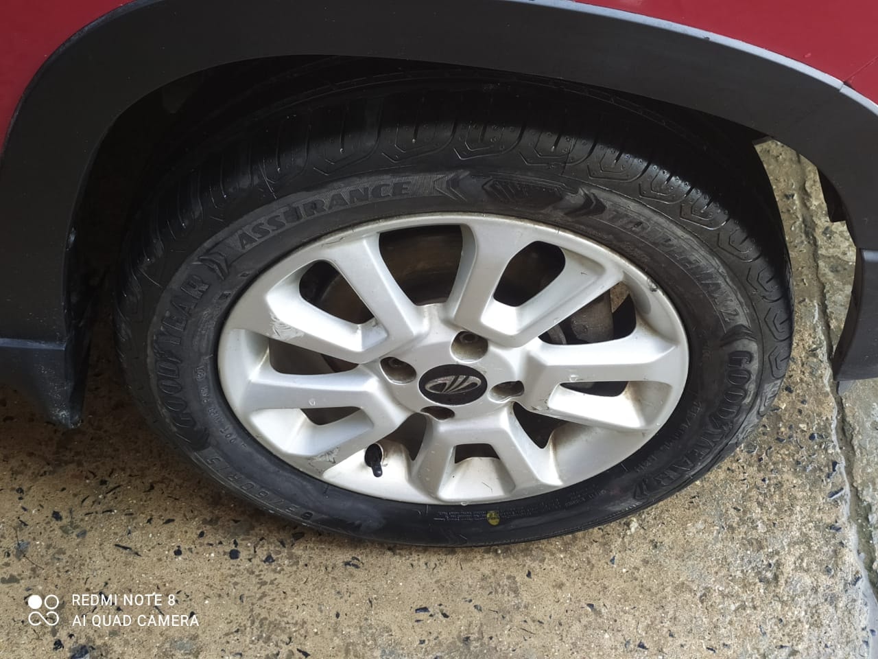 KUV100 image 9 KUV100 image 9