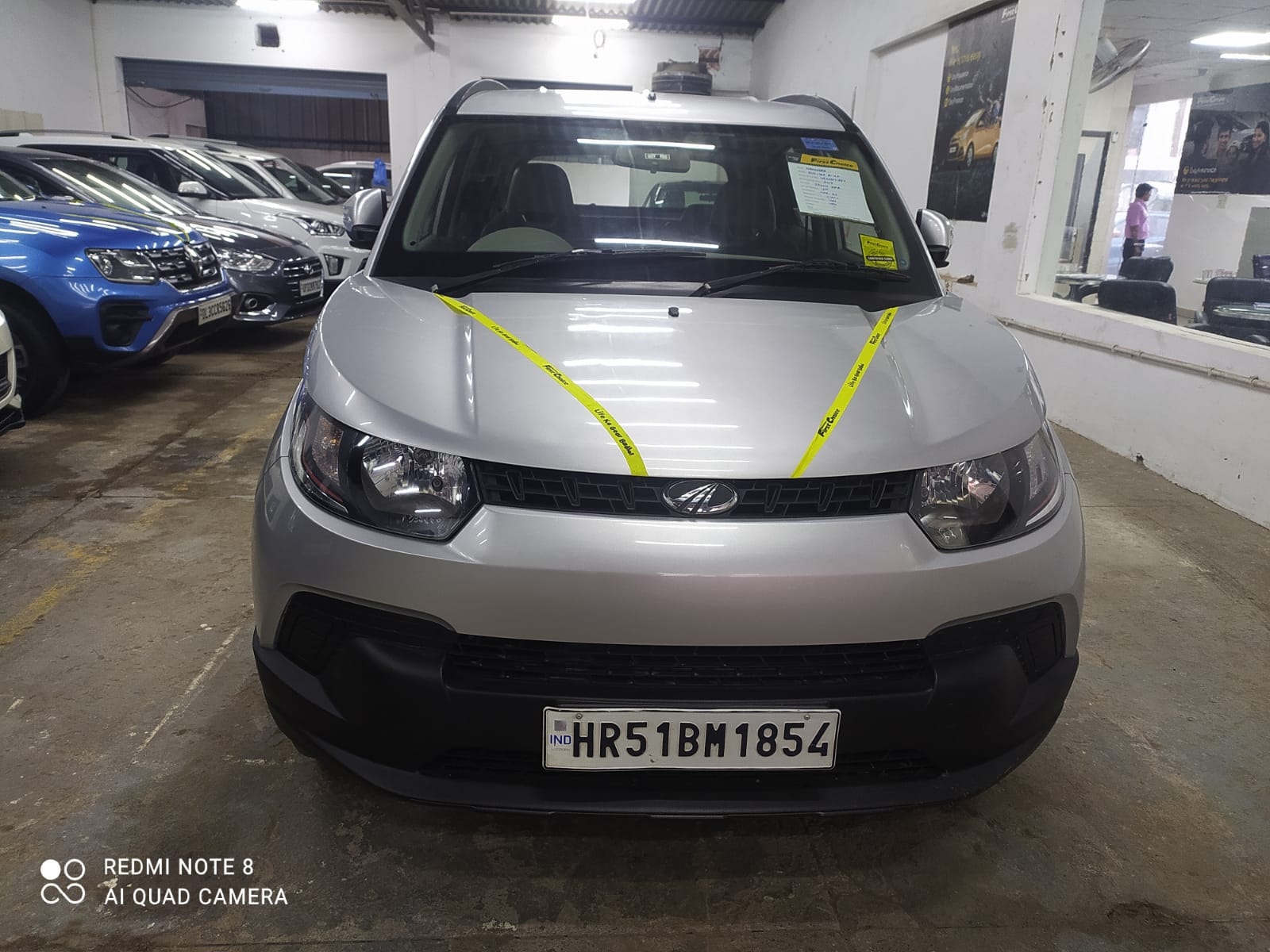 KUV100 image 3 KUV100 image 3