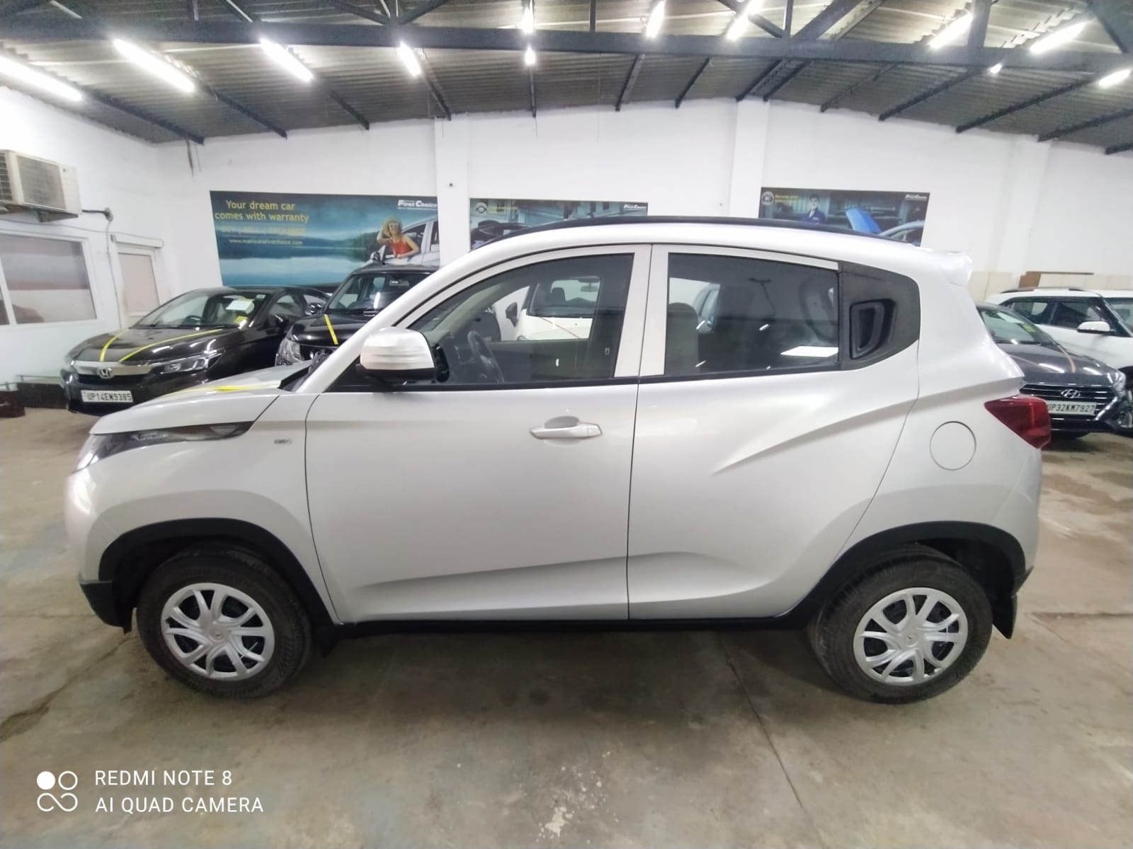 KUV100 image 4 KUV100 image 4