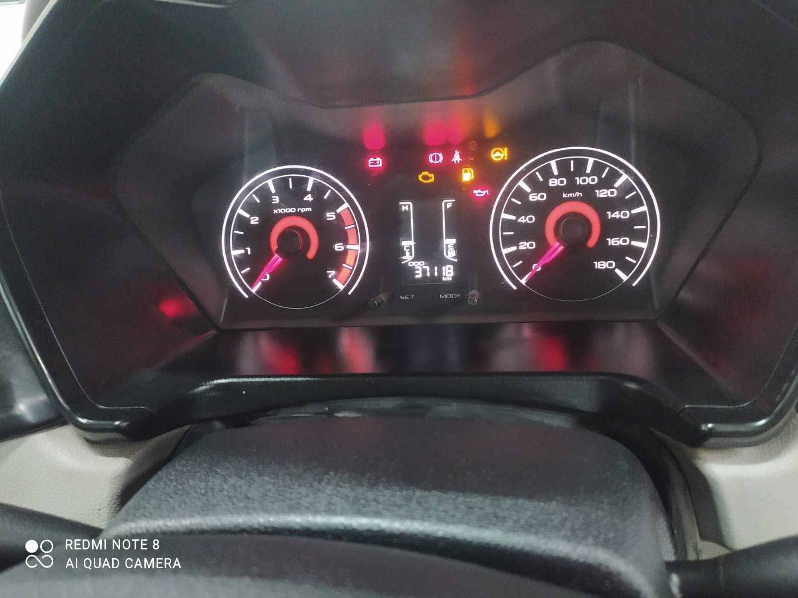 KUV100 image 16 KUV100 image 16