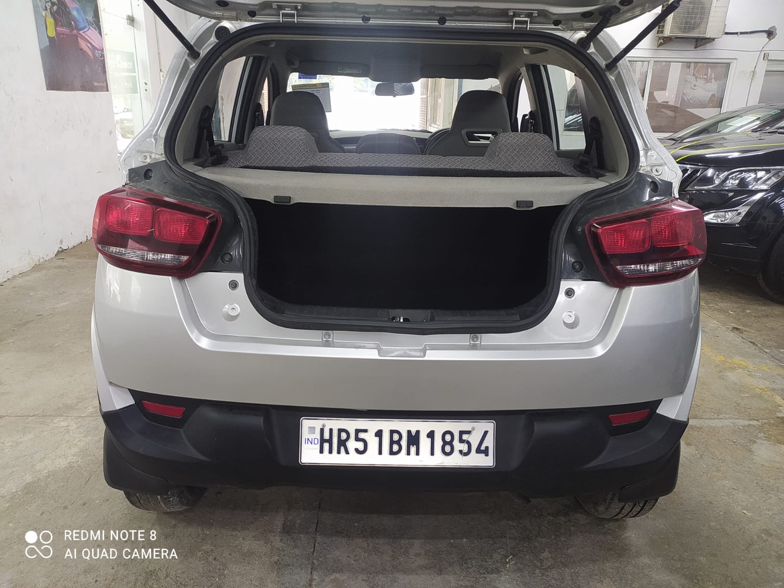 KUV100 image 9 KUV100 image 9