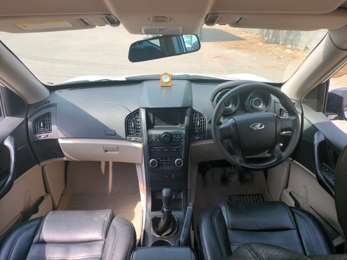 XUV500 image 12 XUV500 image 12