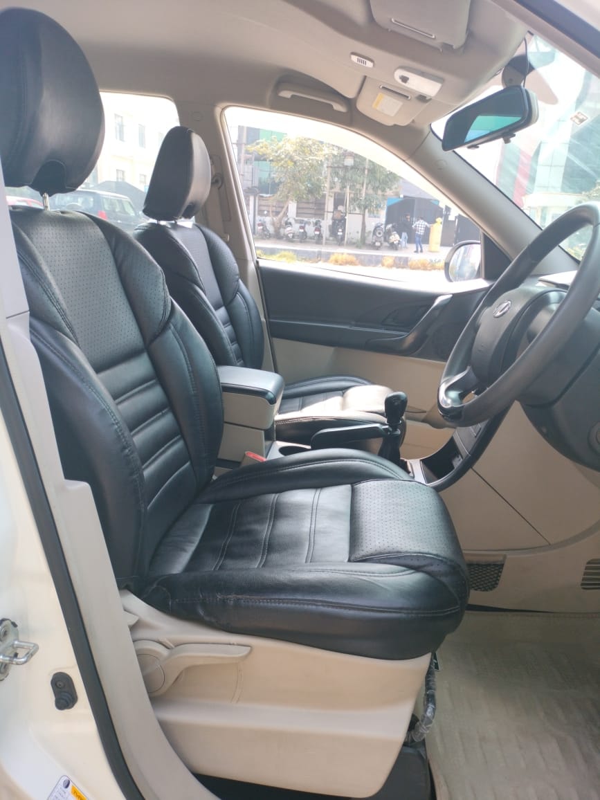 XUV500 image 16 XUV500 image 16